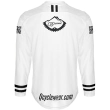 Load image into Gallery viewer, Q logo - MTB Long Sleeve Jersey
